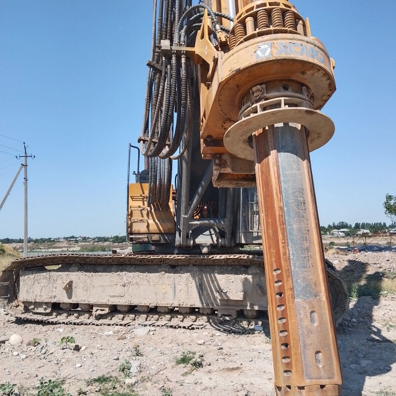 Piling rigs on site